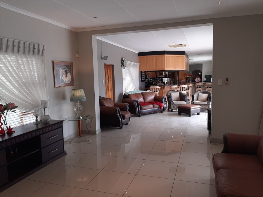 4 Bedroom Property for Sale in Vincent Eastern Cape